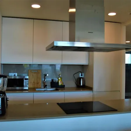 Panoramica 2 Bed Luxury דירה *